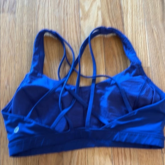 Lululemon sz 10 Free To Be Serene Psychic Blue sports bra great pre owned cond - Picture 5 of 8